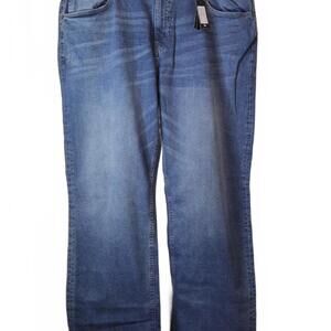 Men’s Blue Denim Jeans  Straight Leg, Classic Fit  New With Tags